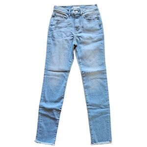 Closette Chic Sneak Peek Jeans Lite Denim Blue 25W